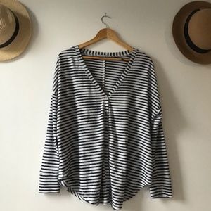 NWOT  Super comfortable button-up top L. FREE mystery gift with EVERY purchase!